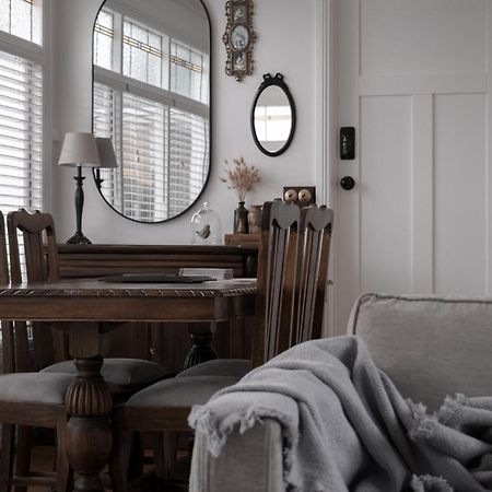 Bed and Breakfast Walton House Хьюонвилл Экстерьер фото