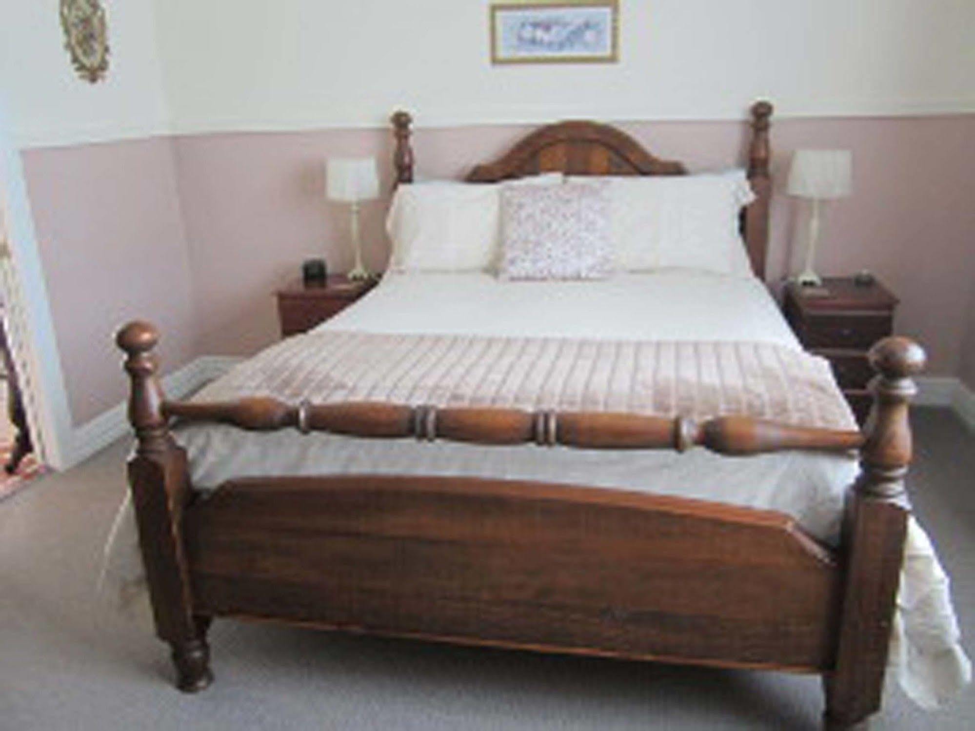 Bed and Breakfast Walton House Хьюонвилл Экстерьер фото