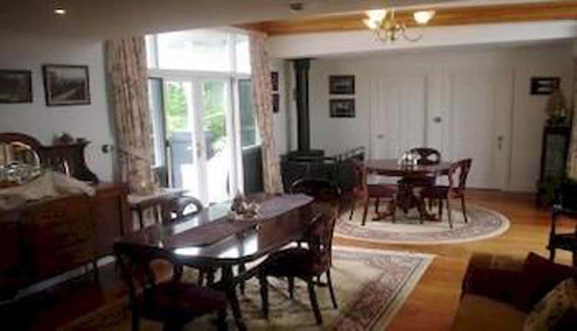 Bed and Breakfast Walton House Хьюонвилл Экстерьер фото